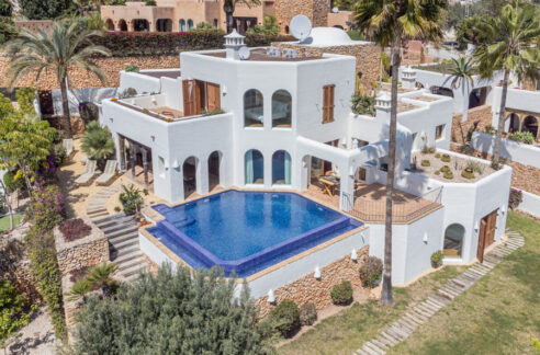 Aussergew&ouml;hnliche Ibiza-Style Villa in Moraira El Portet - ID: 5500001 - Architekt Joaqu&iacute;n Lloret