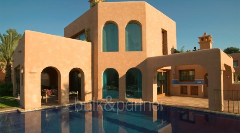 Extraordinary Ibiza style villa in Moraira El Portet – Pool view – ID: 5500001 - Architect Joaquín Lloret