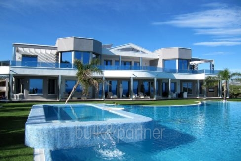 Luxusvilla in erster Meeresline in Moraira Cap Blanc - Blick vom Pool - ID: 5500003