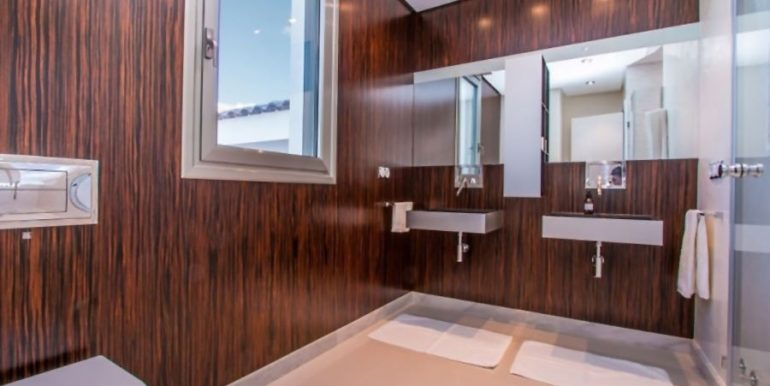 First line luxury villa in Moraira Cap Blanc – Bathroom – ID: 5500003