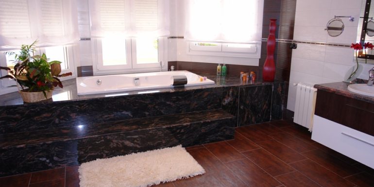 First line luxury villa in Moraira Cap Blanc – Bathroom – ID: 5500054