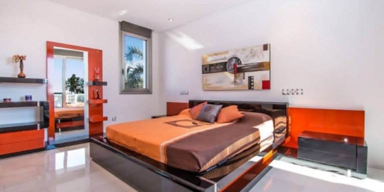 Elegant waterfront luxury villa in Moraira Cap Blanc – Bedroom - ID: 5500003