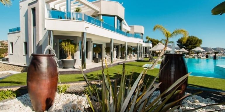 Elegant waterfront luxury villa in Moraira Cap Blanc – Garden – ID: 5500003
