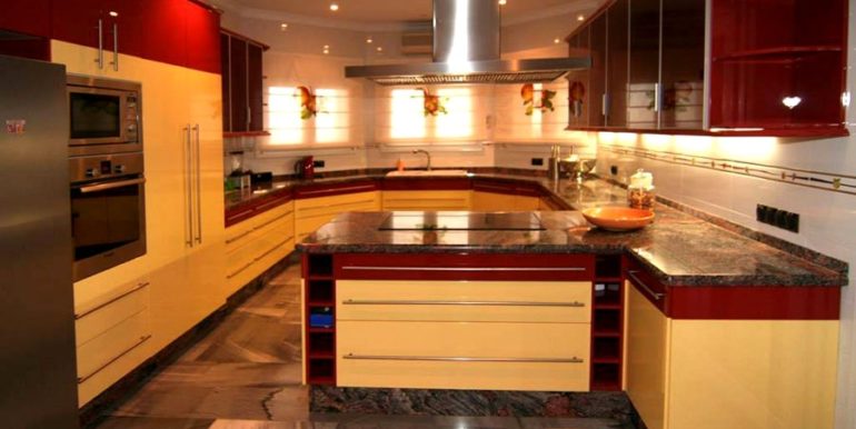 First line luxury villa in Moraira Cap Blanc – Kitchen – ID: 5500054