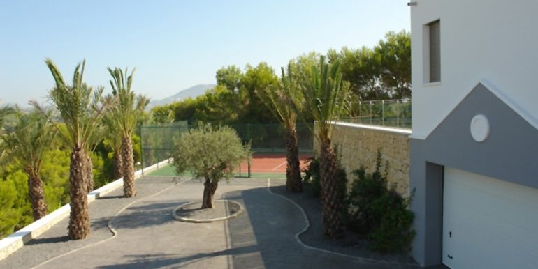 First line luxury villa in Moraira Cap Blanc – Rear view – ID: 5500003