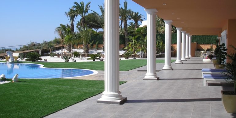 First line luxury villa in Moraira Cap Blanc – Covered terrace – ID: 5500054