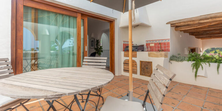 Modern Ibiza style villa in Moraira El Portet – BBQ – ID: 5500002 - Architect Joaquín Lloret