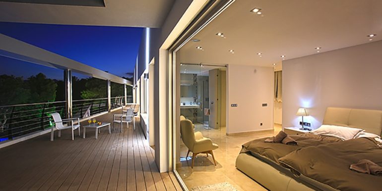 Exklusive Luxusvilla in erster Meereslinie in Altéa Campomanes - Hauptschlafzimmer - ID: 5500659 - Architekt David Montés López