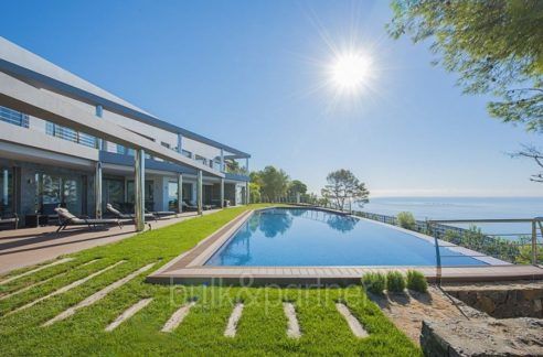 Exclusive first line luxury villa in Altéa Campomanes - Pool sea views - ID: 5500659 - Architect David Montés López