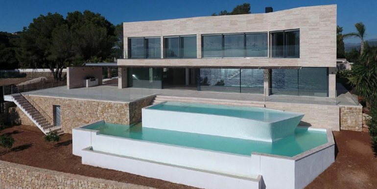 Gorgeous villa with exceptional sea views in Jávea Portichol - Pool and pool terrace - ID: 5500662