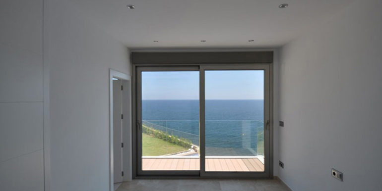First line luxury villa in Benissa Cala Advocat - Bedroom with sea views - ID: 5500674