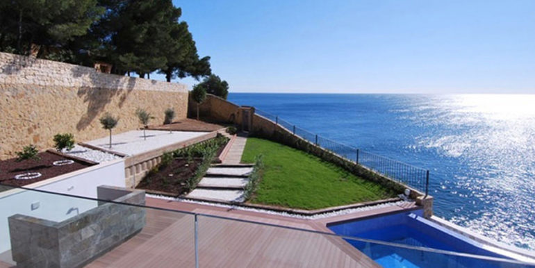 First line luxury villa in Benissa Cala Advocat - Terrace top floor with garden and sea views - ID: 5500674