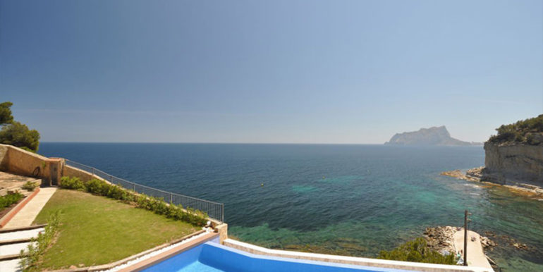 First line luxury villa in Benissa Cala Advocat - Top floor with sea views - ID: 5500674