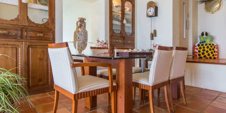 Exceptional ibiza style luxury villa in Moraira El Portet - Dining and living area - ID: 5500687 - Architect Joaquín Lloret