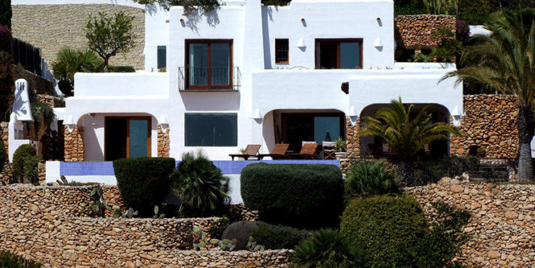 Ibizan luxury villa with harbour/sea view in Moraira Portichol/Club Náutico - Frontal - ID: 5500688 - Architect Joaquín Lloret - Photographer Torsten Bulk