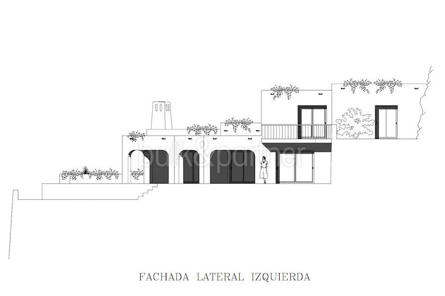 Hervorragende Luxusvilla in bester Lage in Moraira El Portet/Cap d'Or - Grundriss Seitenfassade links - ID: 5500689 - Architekt Joaquín Lloret