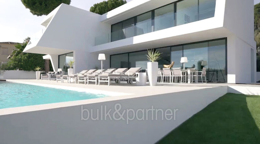 Luxury villa with perfect sea views in Moraira Benimeit - Pool terrace and villa - ID: 5500670 - Architect Ramón Gandia Brull (RGB Arquitectos)