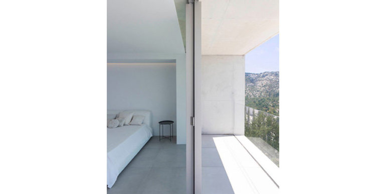 New build design villa with sea views in Moraira El Portet - Bedroom with terrace - ID: 5500692 - Architect Dalia Alba - Photographer Javier Briones