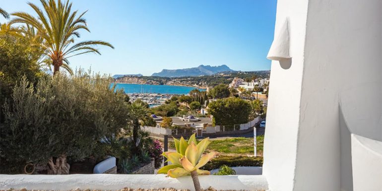 Unique Ibiza style villa with sea views in Moraira Portichol/Club Náutico - Master bedroom terrace with sea and panoramic views - ID: 5500705 - Architect Joaquín Lloret