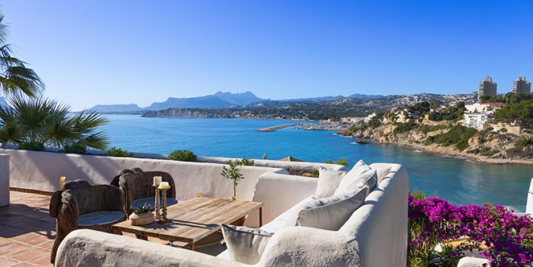 Fantastic Ibiza style villa in second sea line in Moraira El Portet - Lounge terrace with fantastic sea views - ID: 5500706 - Architecture by Lloret Designs/Joaquín Lloret