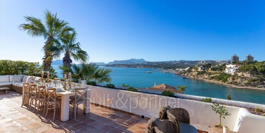 Fantastic Ibiza style villa in second sea line in Moraira El Portet