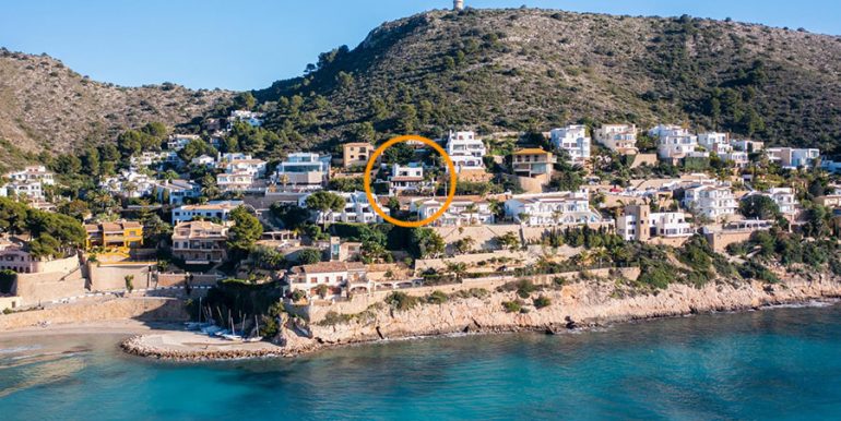 Fantastic Ibiza style villa in second sea line in Moraira El Portet - Situation - ID: 5500706 - Architecture by Lloret Designs/Joaquín Lloret
