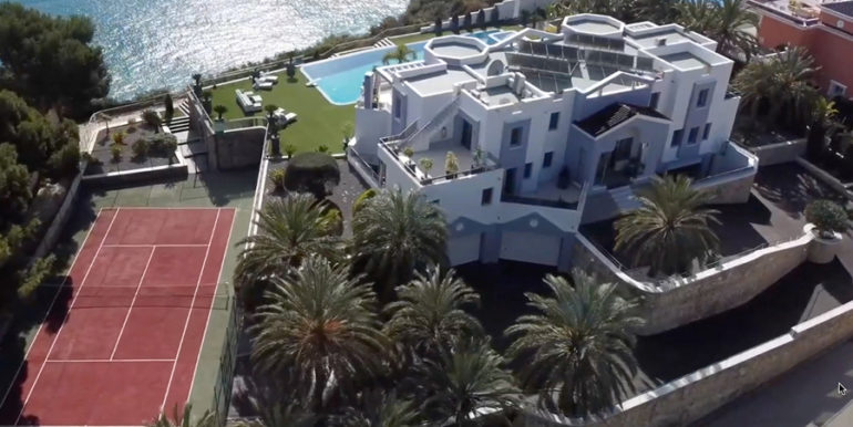 Elegante Luxusvilla in erster Meeresline in Moraira Cap Blanc - Gesamtansicht - ID: 5500003