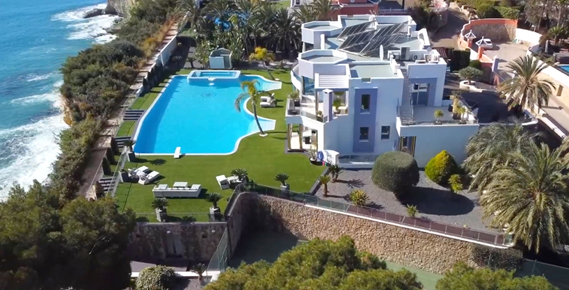 Elegant waterfront luxury villa in Moraira Cap Blanc