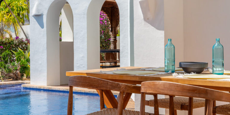 Aussergew&ouml;hnliche Ibiza-Style Villa in Moraira El Portet - Poolterasse - ID: 5500001 - Architekt Joaqu&iacute;n Lloret